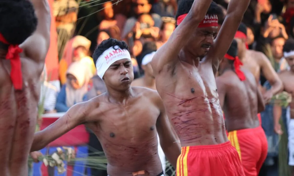 Maluku: Pukul Sapu